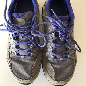 columbia men shoes size 8 color brown pre-owned